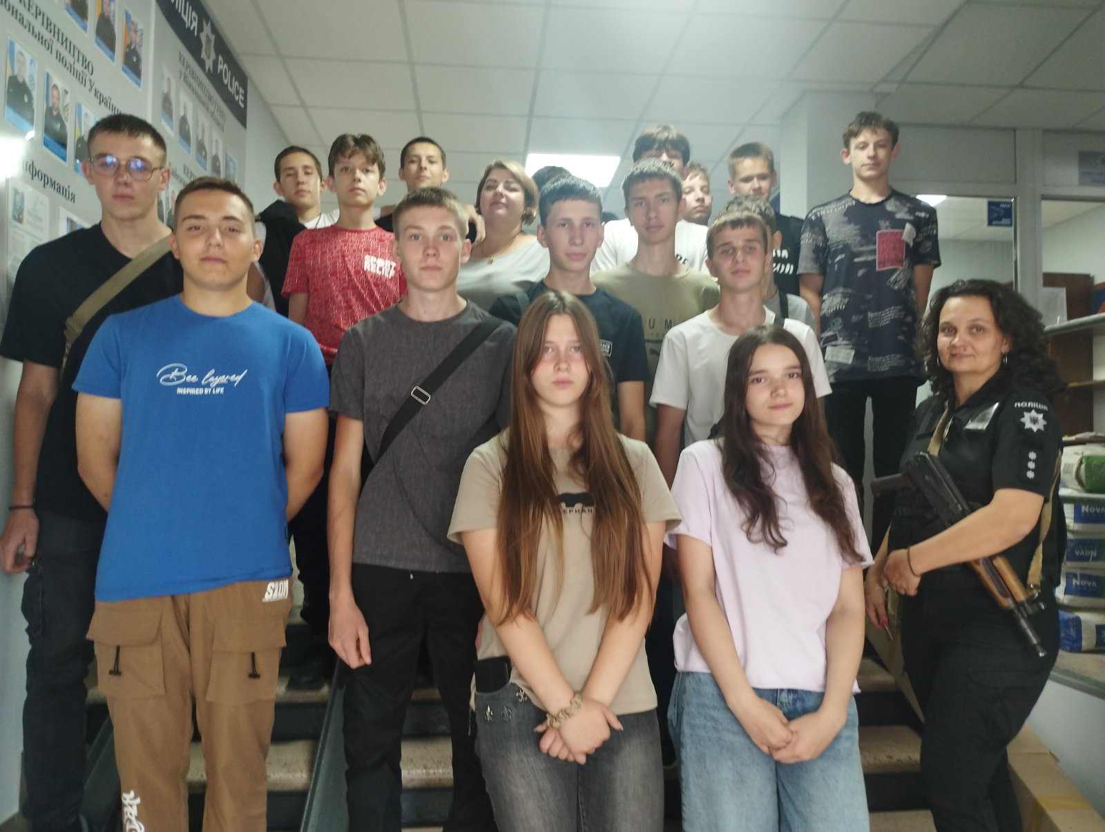 Studenty e 12 oznaiomylysia z robotoiu politsii ta systemoiu %C2%ABcustody records%C2%BB